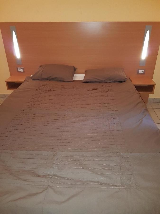 Zonnig Appartement Golf Van ดูร์บี ภายนอก รูปภาพ